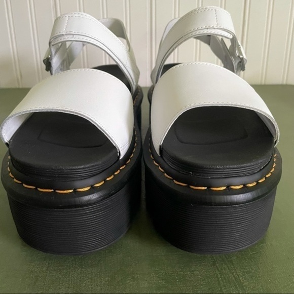 NWT Dr Martens VOSS QUAD in White Hydro Leather - Picture 3 of 10